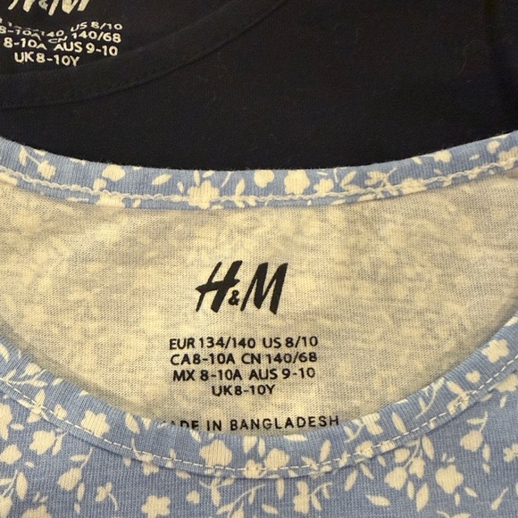 Girls Kids bundle (5) - Two Tops 3 bottoms - Picture 3 of 16